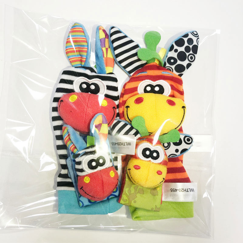 Polyester Children'S Cotton Socks Wrist Chew Toy Soft Rattle Childrens Fluffy Christmas Socks